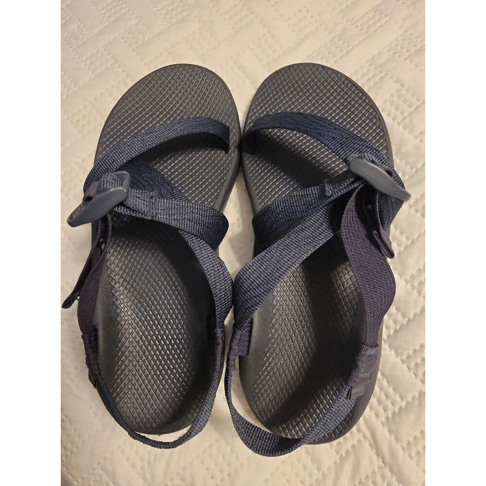 Chaco® Men's 11 M Z/Cloud Adjustable Strap Cushioned Sandal in Serpent Navy NWOT